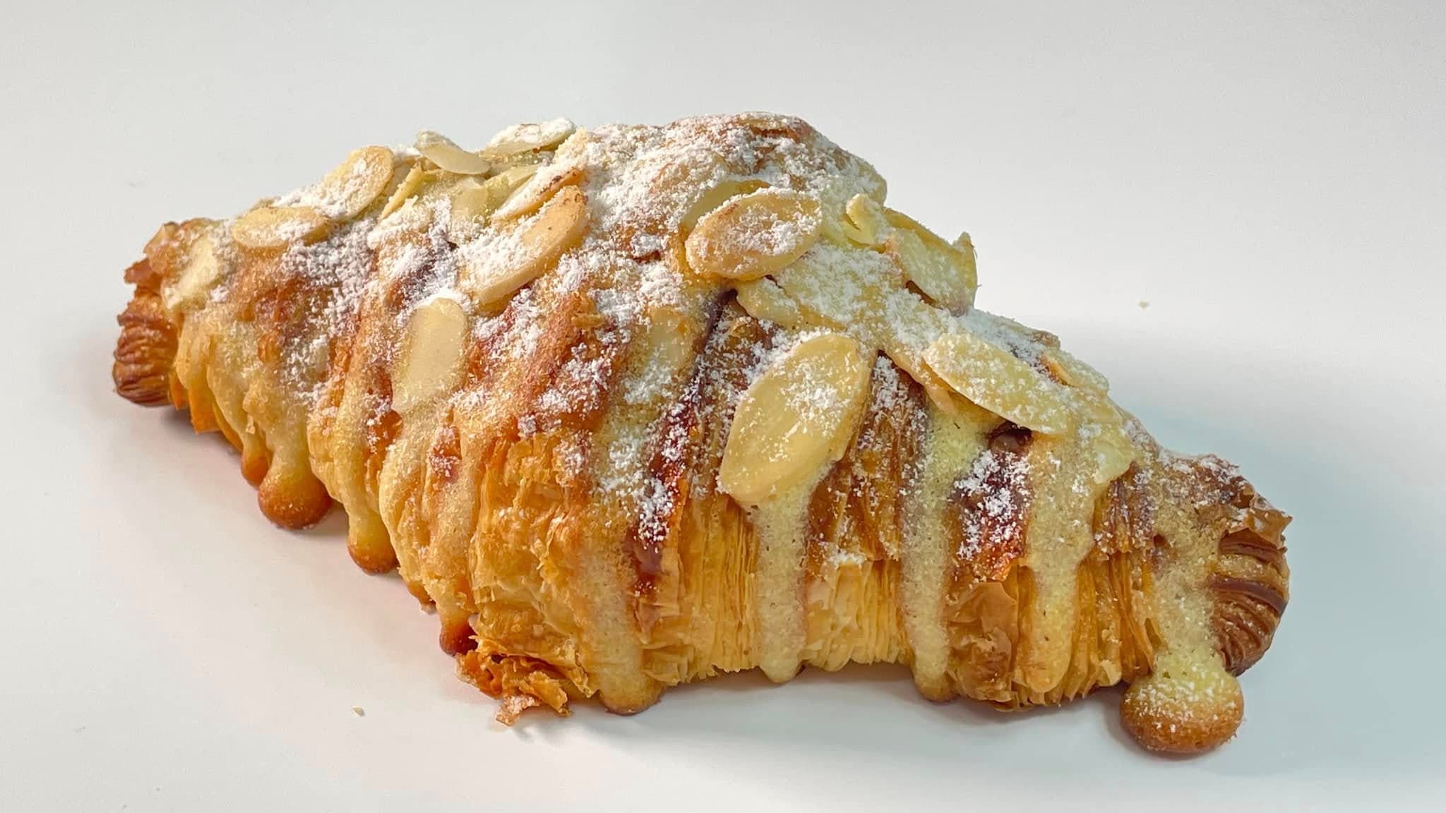 Almond Croissant 